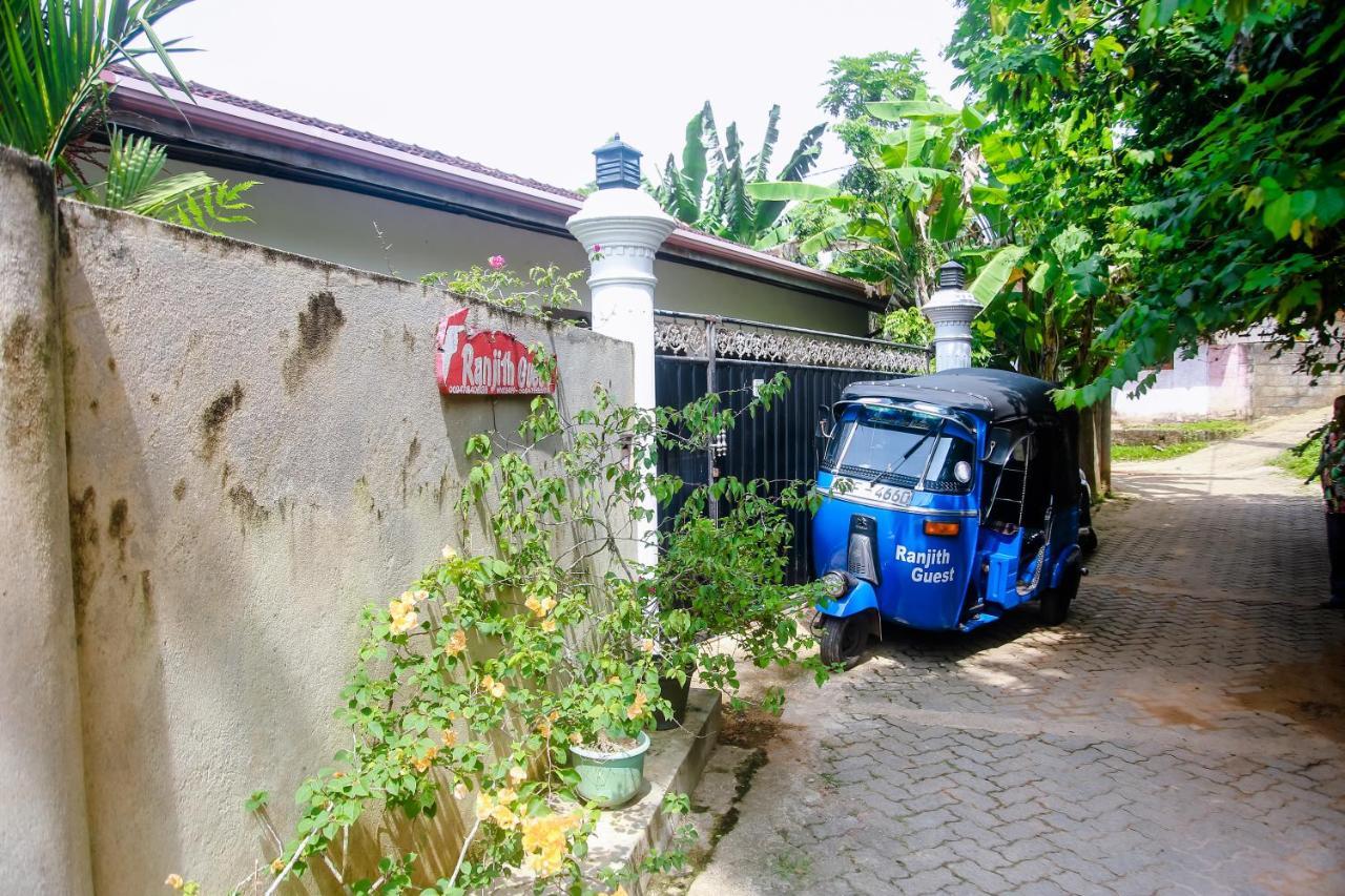 Ranjith Guest Hotel Mirissa Exterior foto