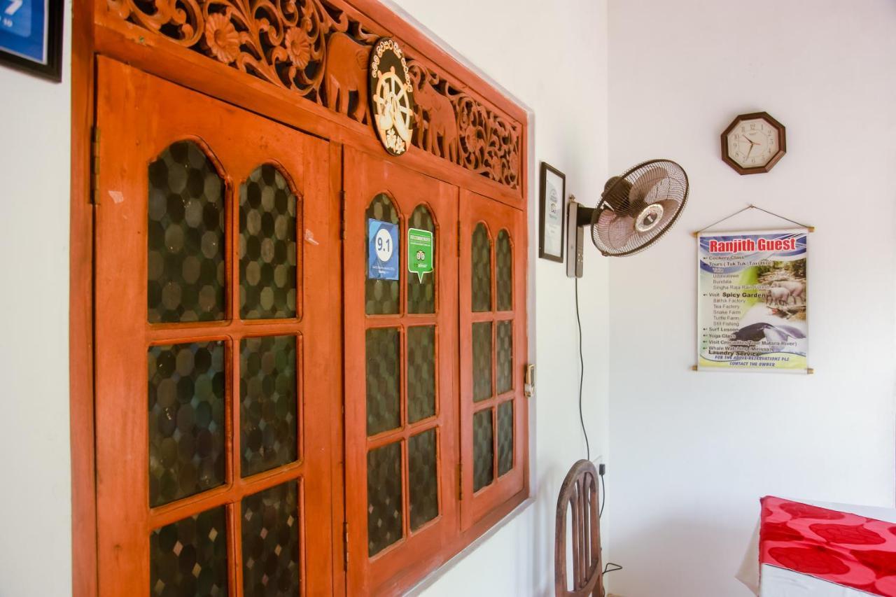 Ranjith Guest Hotel Mirissa Exterior foto