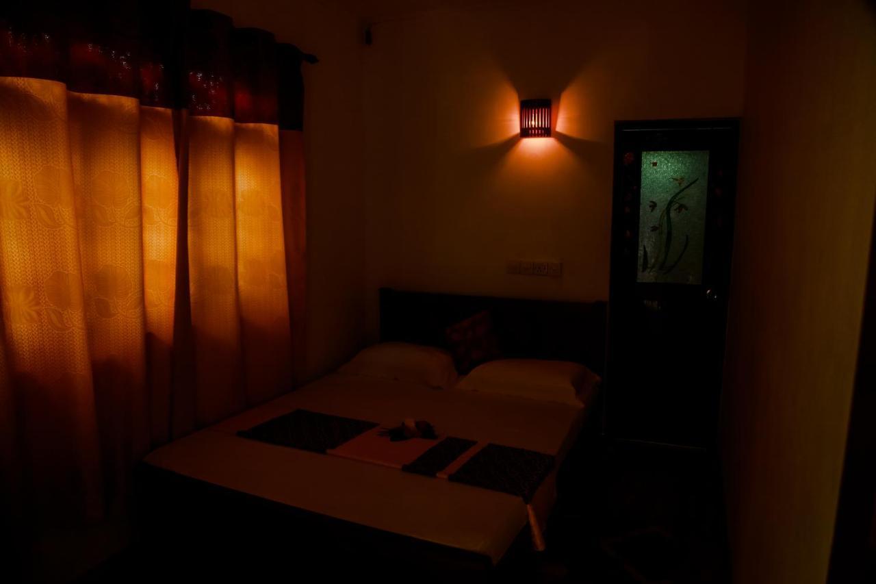 Ranjith Guest Hotel Mirissa Exterior foto